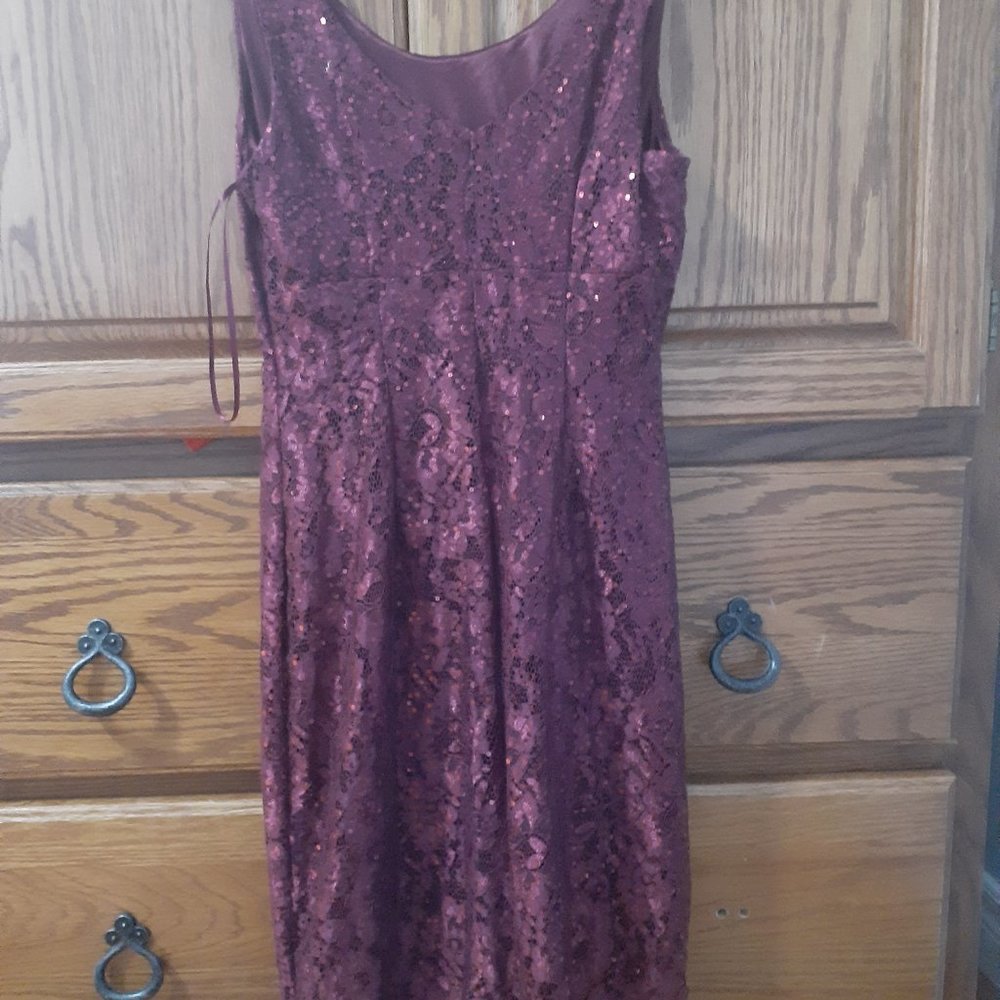 Dress - Picture 3 of 6